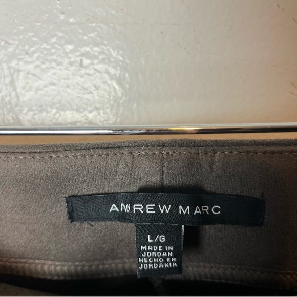 Andrew Marc Ladies Faux Suede Pull On Pant Slim Leg Brown Size Large Polyester - Picture 3 of 5